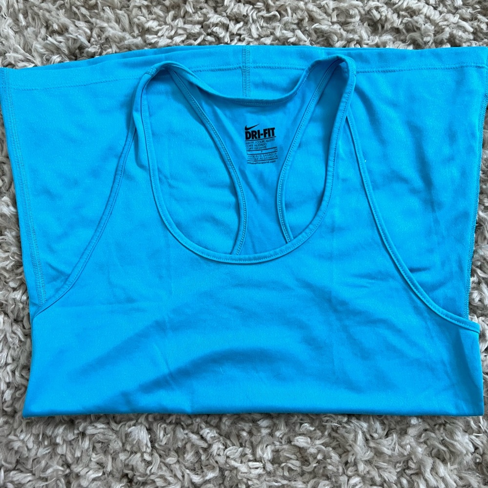 Nike workout tank